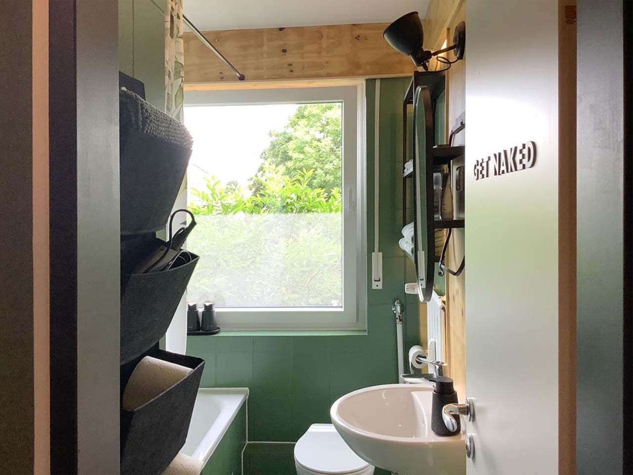 Apartment Komfortquartier, Mit Balkon, Naehe Messe Duesseldorf Meerbusch